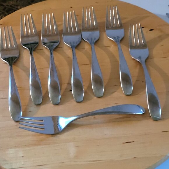 Oneida Stafford 31 Pieces Flatware 18/10 Stainless Salad Fork Teaspoon Knife - Picture 4 of 8